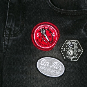 LITTLE MARC JACOBS Дънки с нашивки 